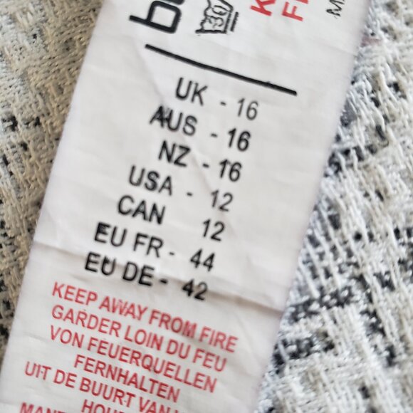 Black Leather Look Slinky Thin and Stretchy Skirt - Picture 6 of 9